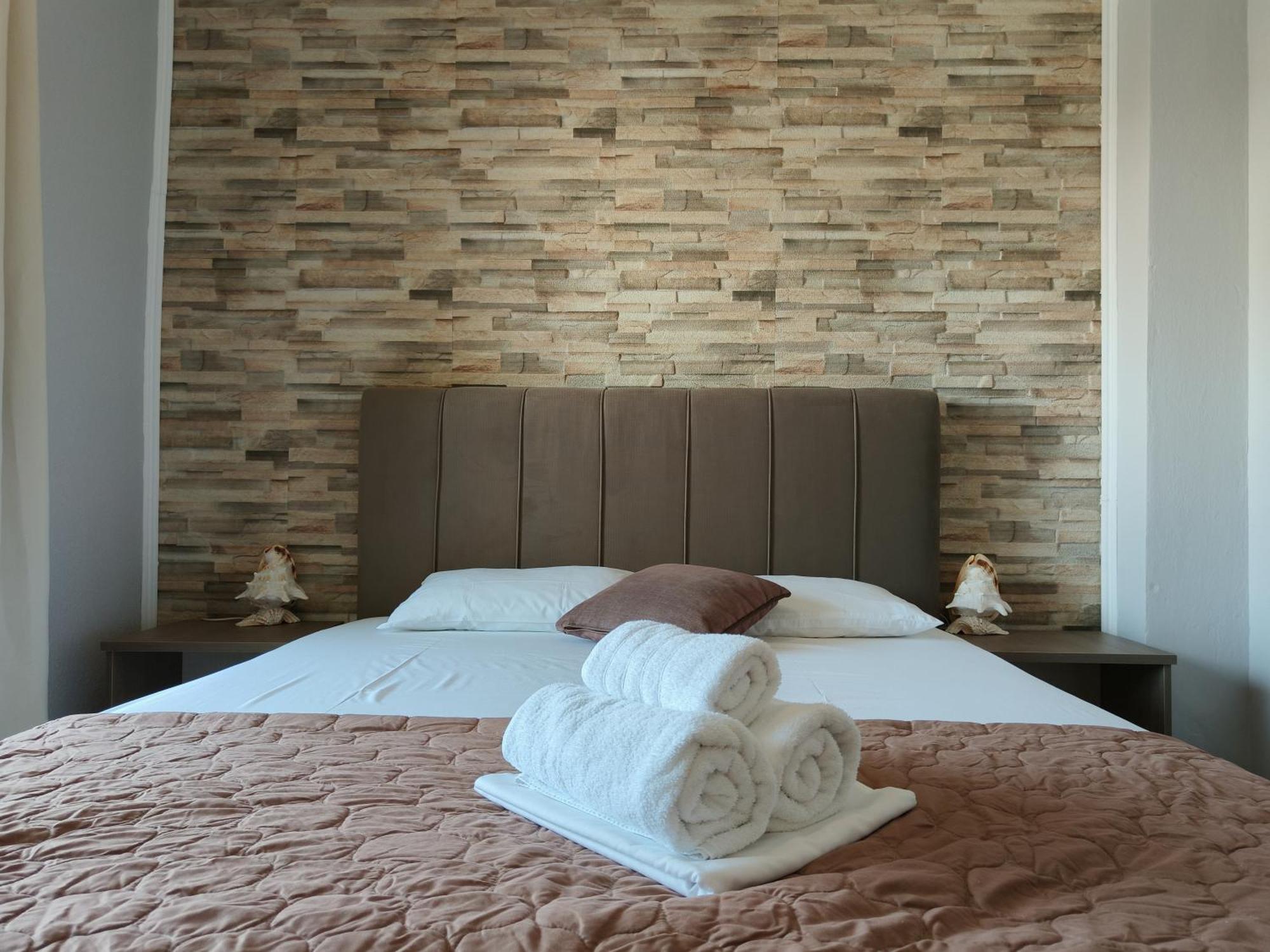 Pavlina Apartment Olympiada